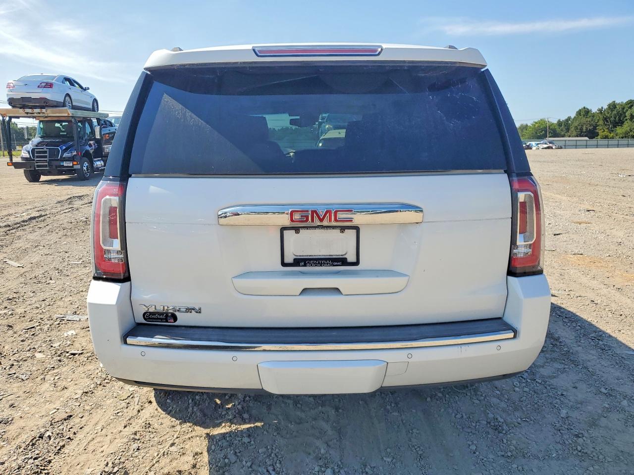 2018 Gmc Yukon Denali Белый vin: 1GKS2CKJ2JR350578