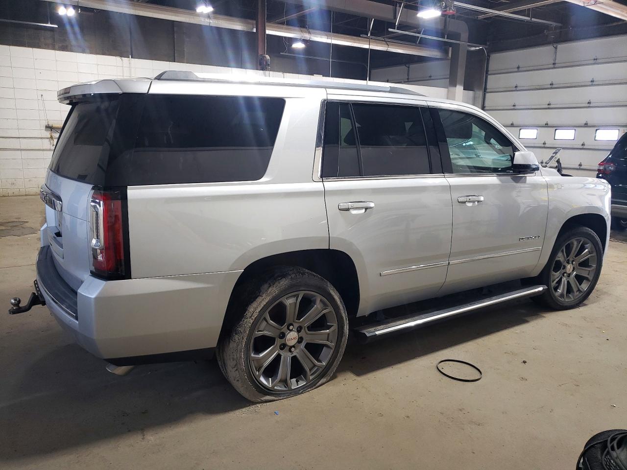 2015 Gmc Yukon Denali Silver vin: 1GKS2CKJ3FR563949