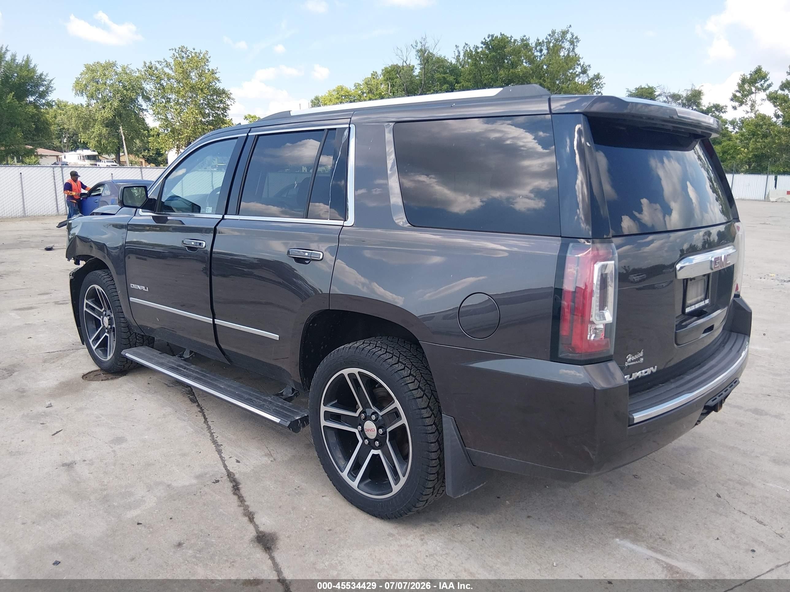 2015 Gmc Yukon Denali Black vin: 1GKS2CKJ3FR684075