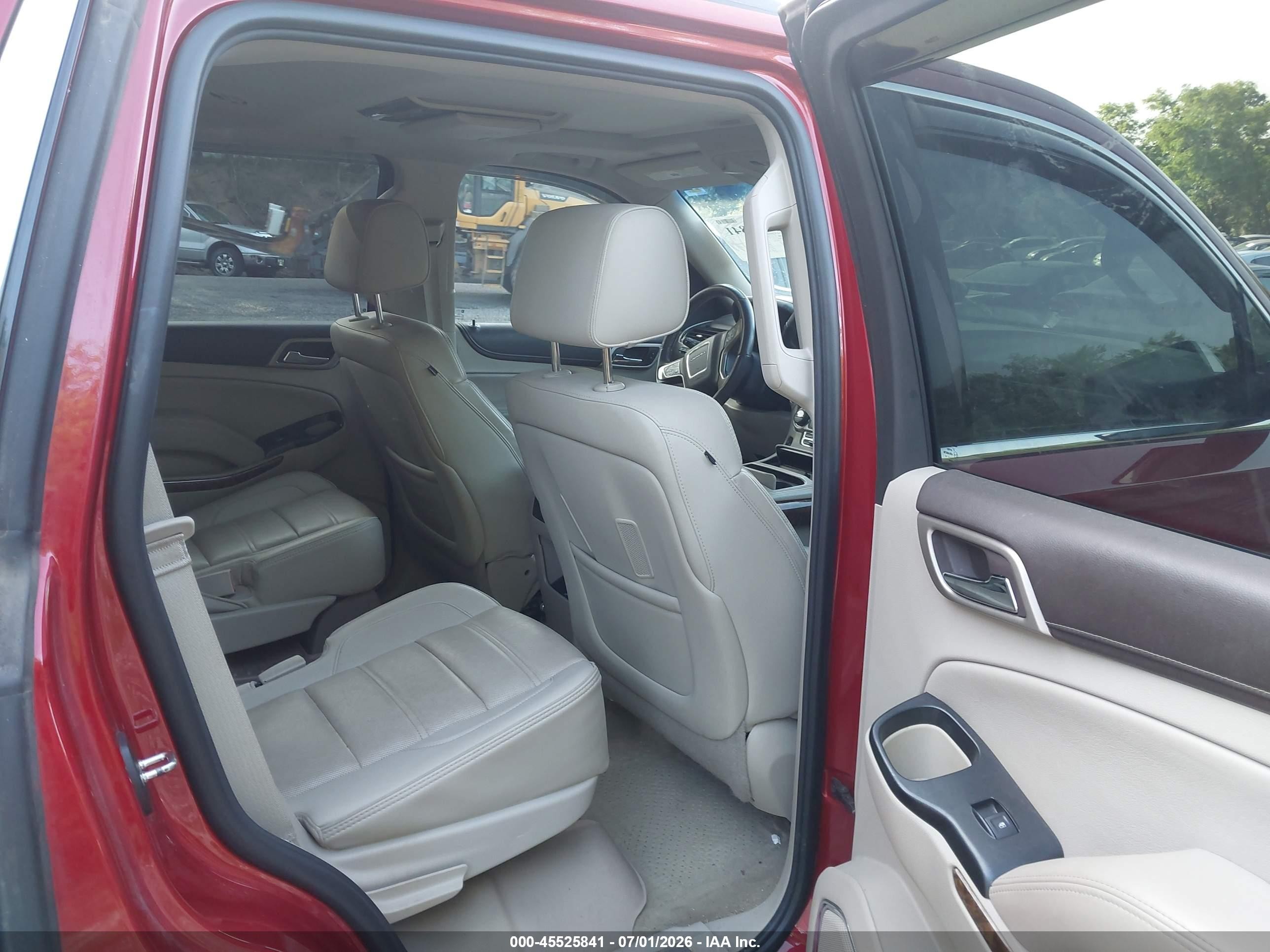 2015 Gmc Yukon Denali Red vin: 1GKS2CKJ4FR156464