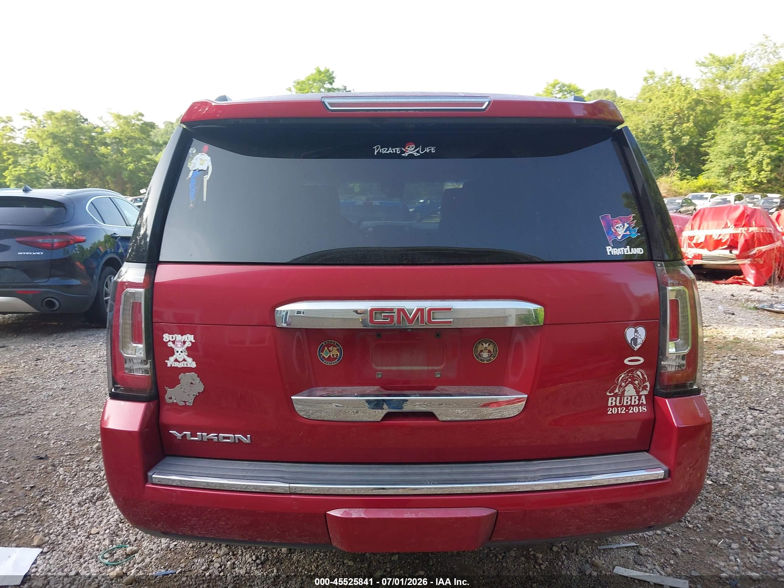 2015 Gmc Yukon Denali Red vin: 1GKS2CKJ4FR156464