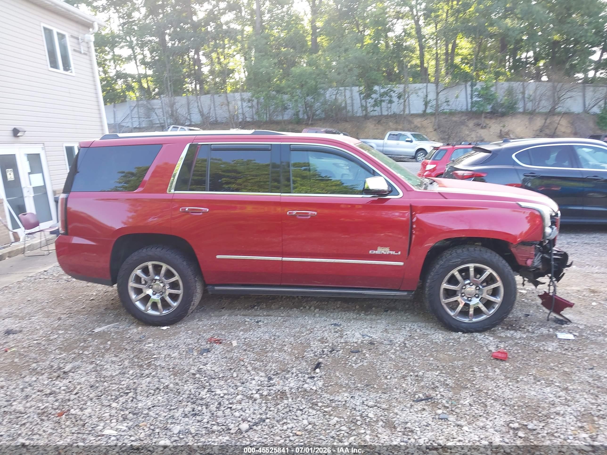 2015 Gmc Yukon Denali Red vin: 1GKS2CKJ4FR156464