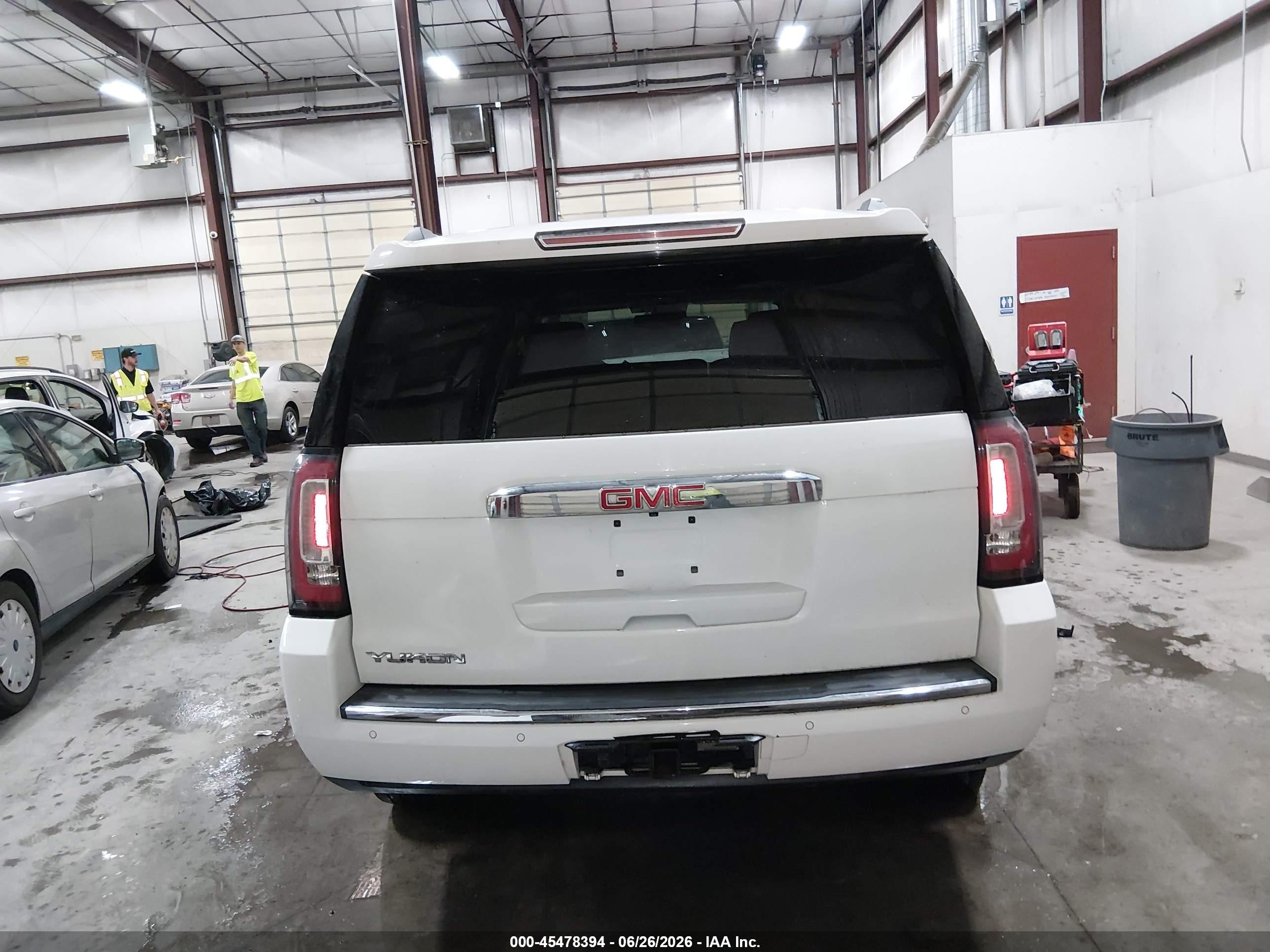 2015 Gmc Yukon Denali Белый vin: 1GKS2CKJ4FR180148