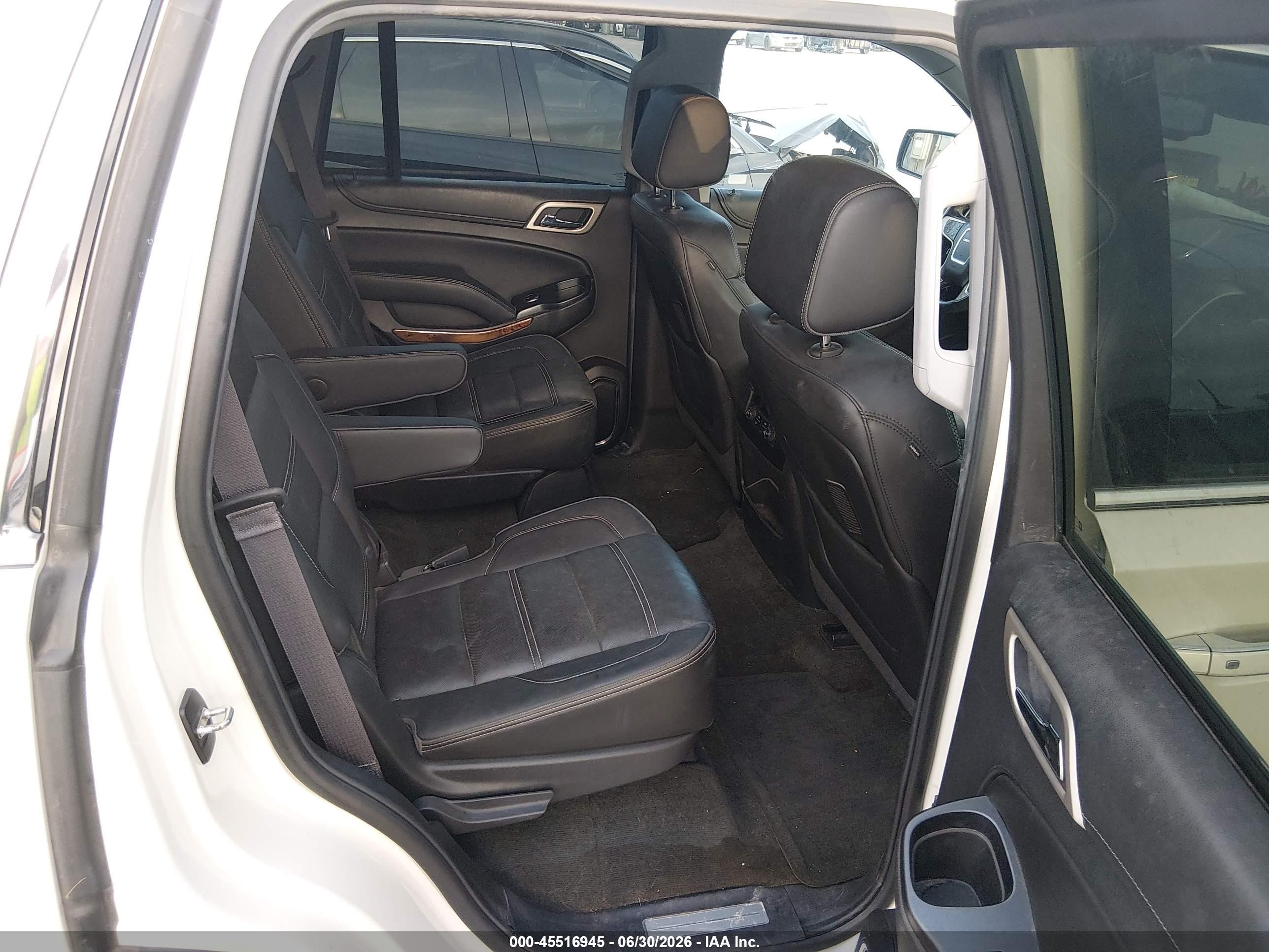 2015 Gmc Yukon Denali White vin: 1GKS2CKJ4FR210684