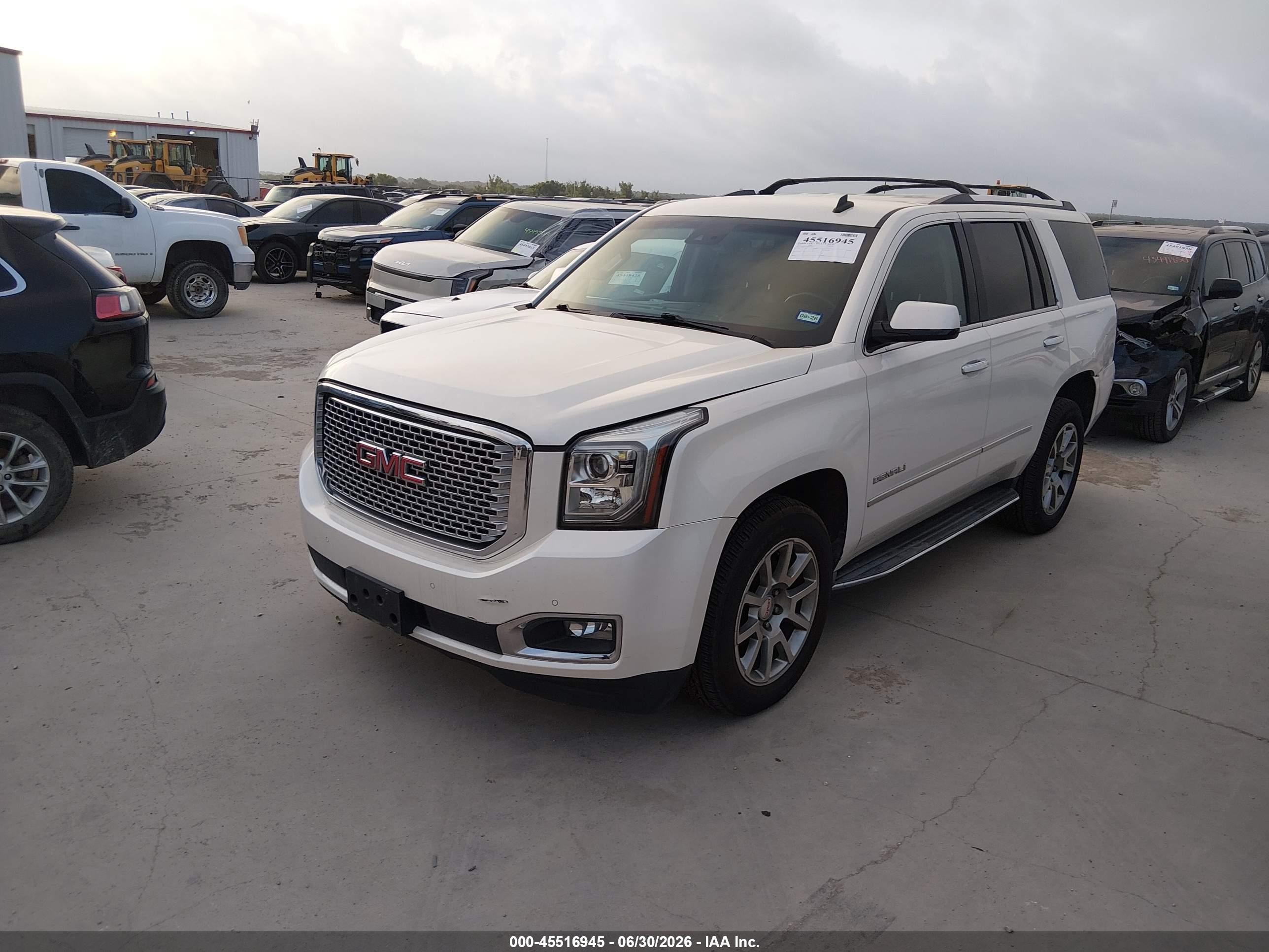 2015 Gmc Yukon Denali White vin: 1GKS2CKJ4FR210684