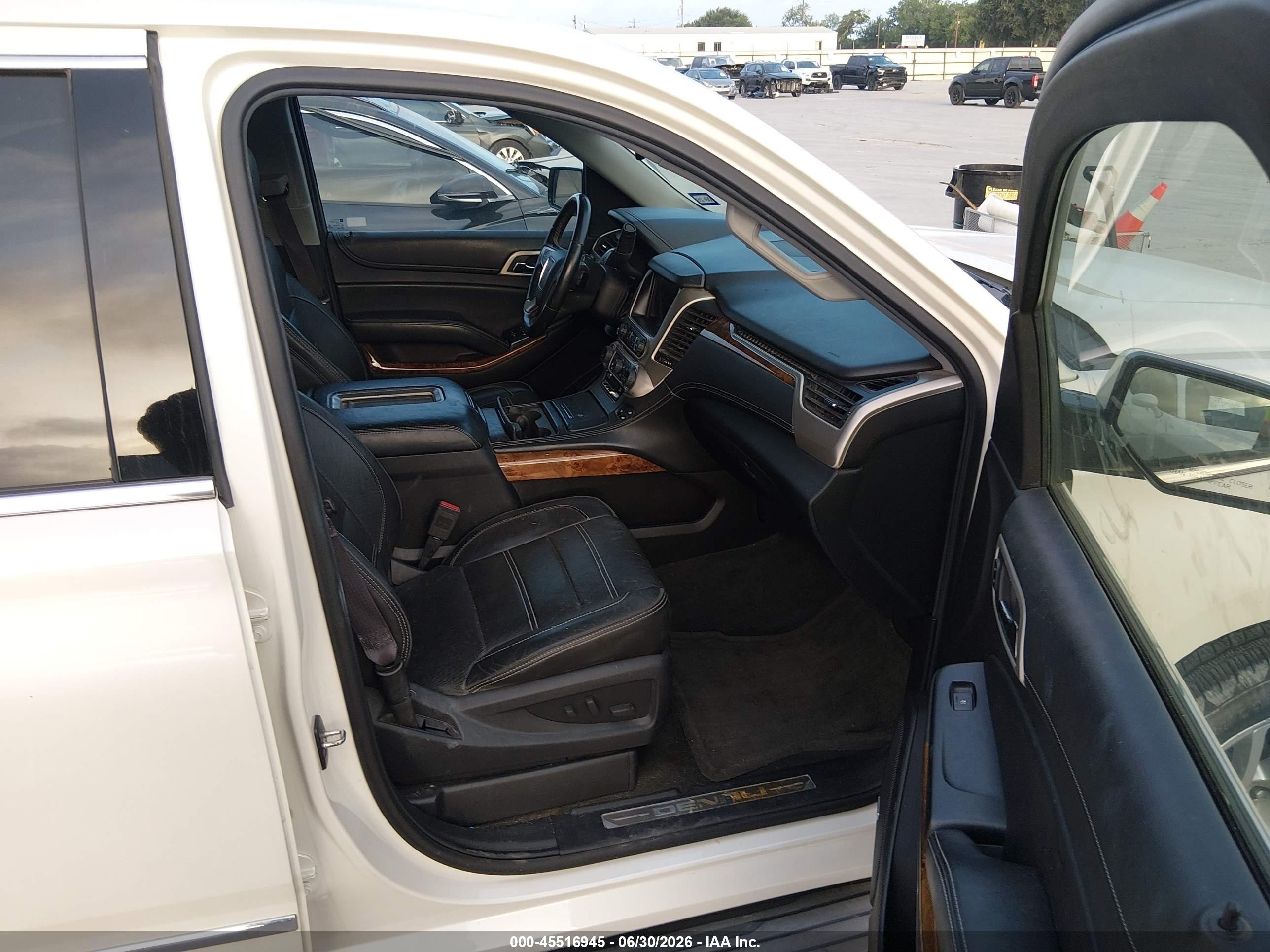 2015 Gmc Yukon Denali White vin: 1GKS2CKJ4FR210684