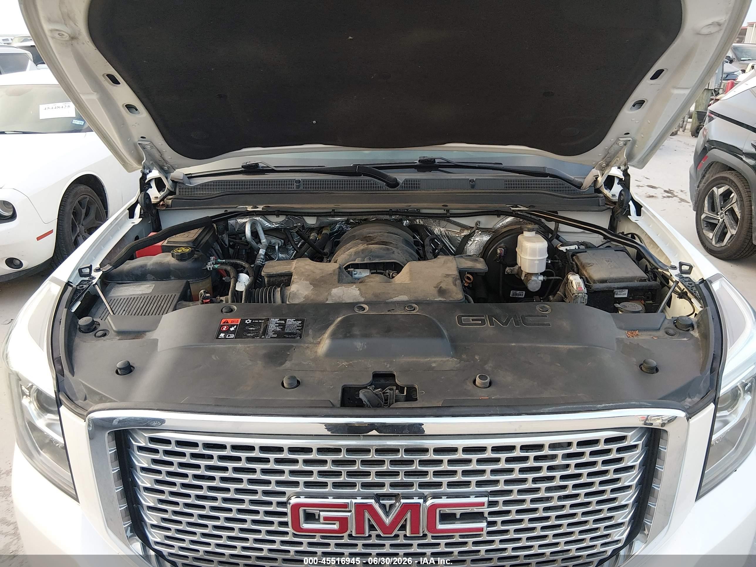 2015 Gmc Yukon Denali White vin: 1GKS2CKJ4FR210684