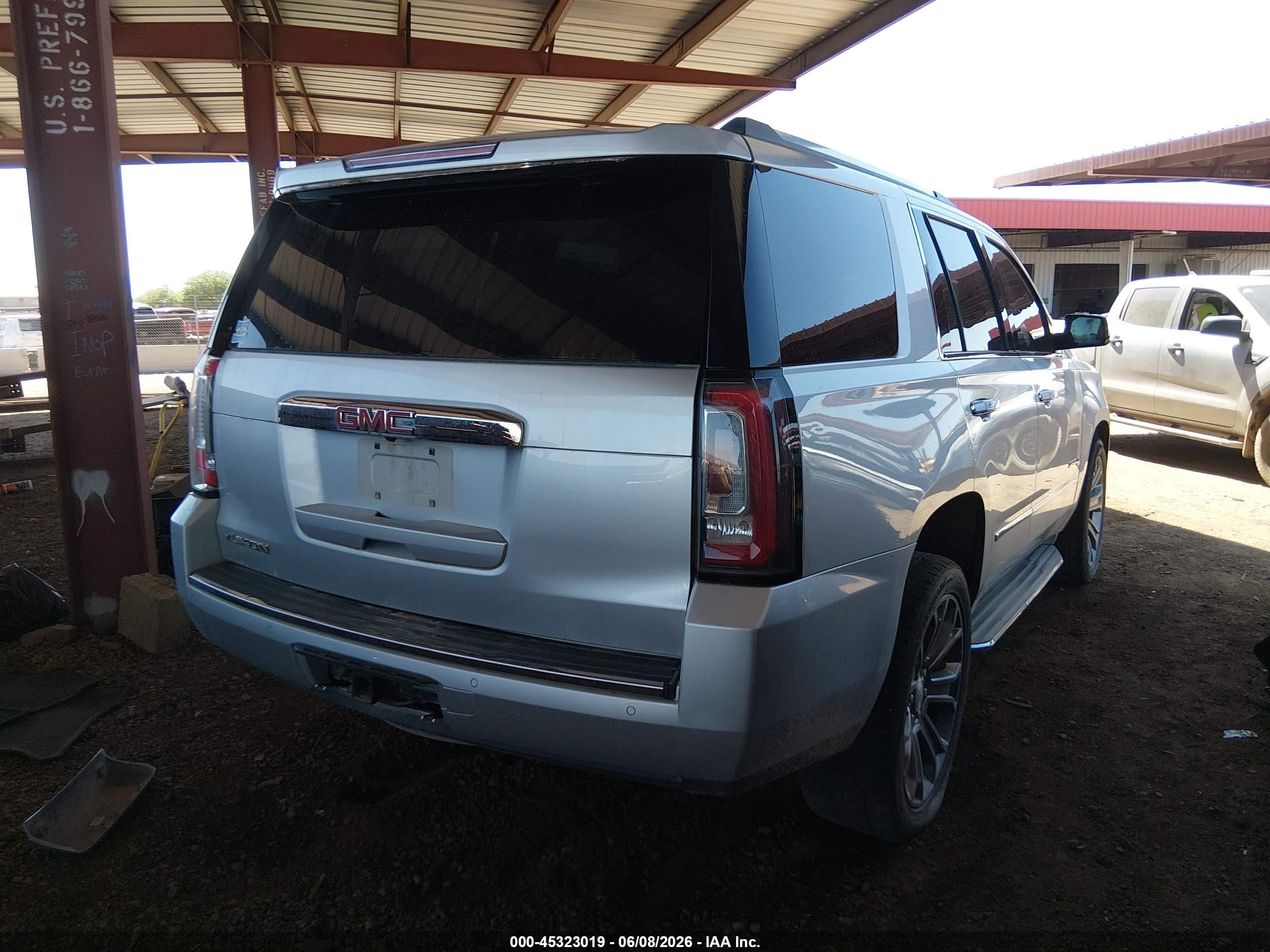 2015 Gmc Yukon Denali Silver vin: 1GKS2CKJ4FR512850