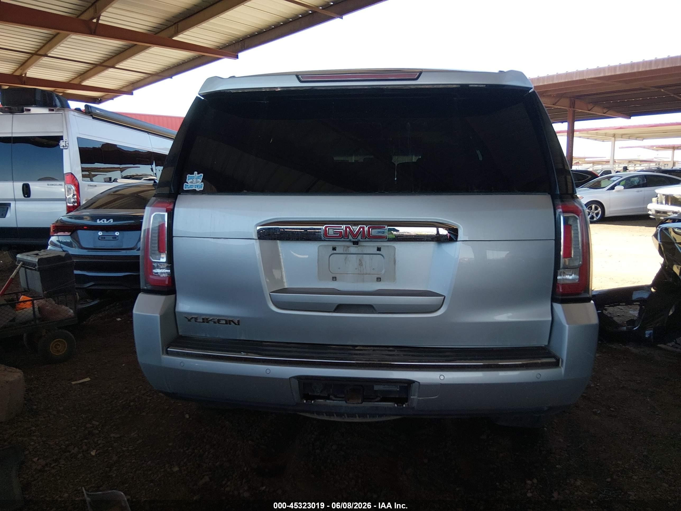 2015 Gmc Yukon Denali Silver vin: 1GKS2CKJ4FR512850