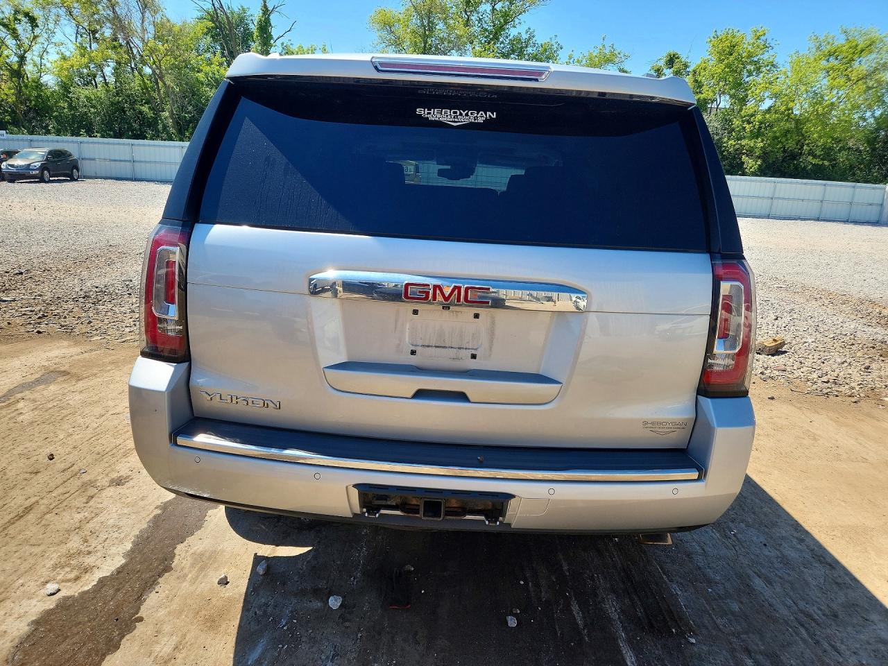 2015 Gmc Yukon Denali Silver vin: 1GKS2CKJ4FR515182
