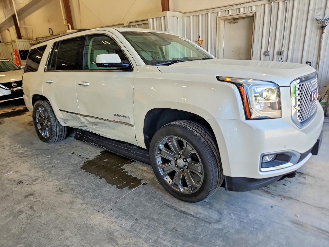 2015 Gmc Yukon Denali White vin: 1GKS2CKJ4FR677460