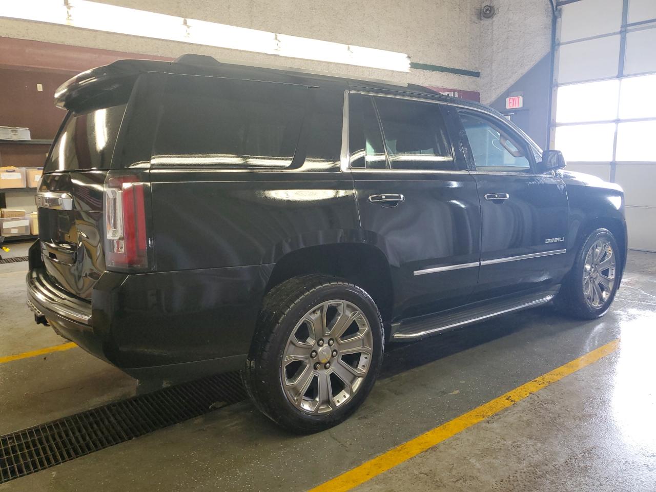 2015 Gmc Yukon Denali Black vin: 1GKS2CKJ4FR734806 Damage: Lift Gate, Dent(S) W/ Paint Dmg, > 12 Inches