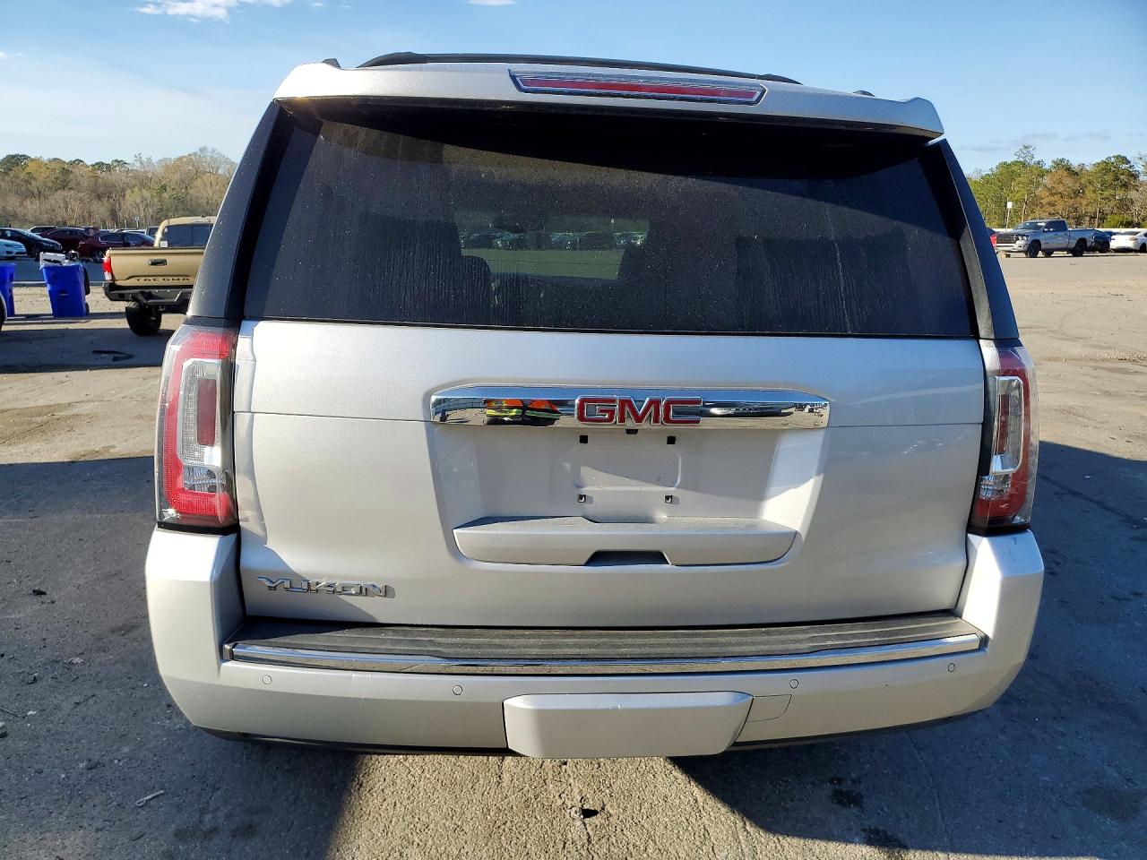 2016 Gmc Yukon Denali Gray vin: 1GKS2CKJ4GR319728
