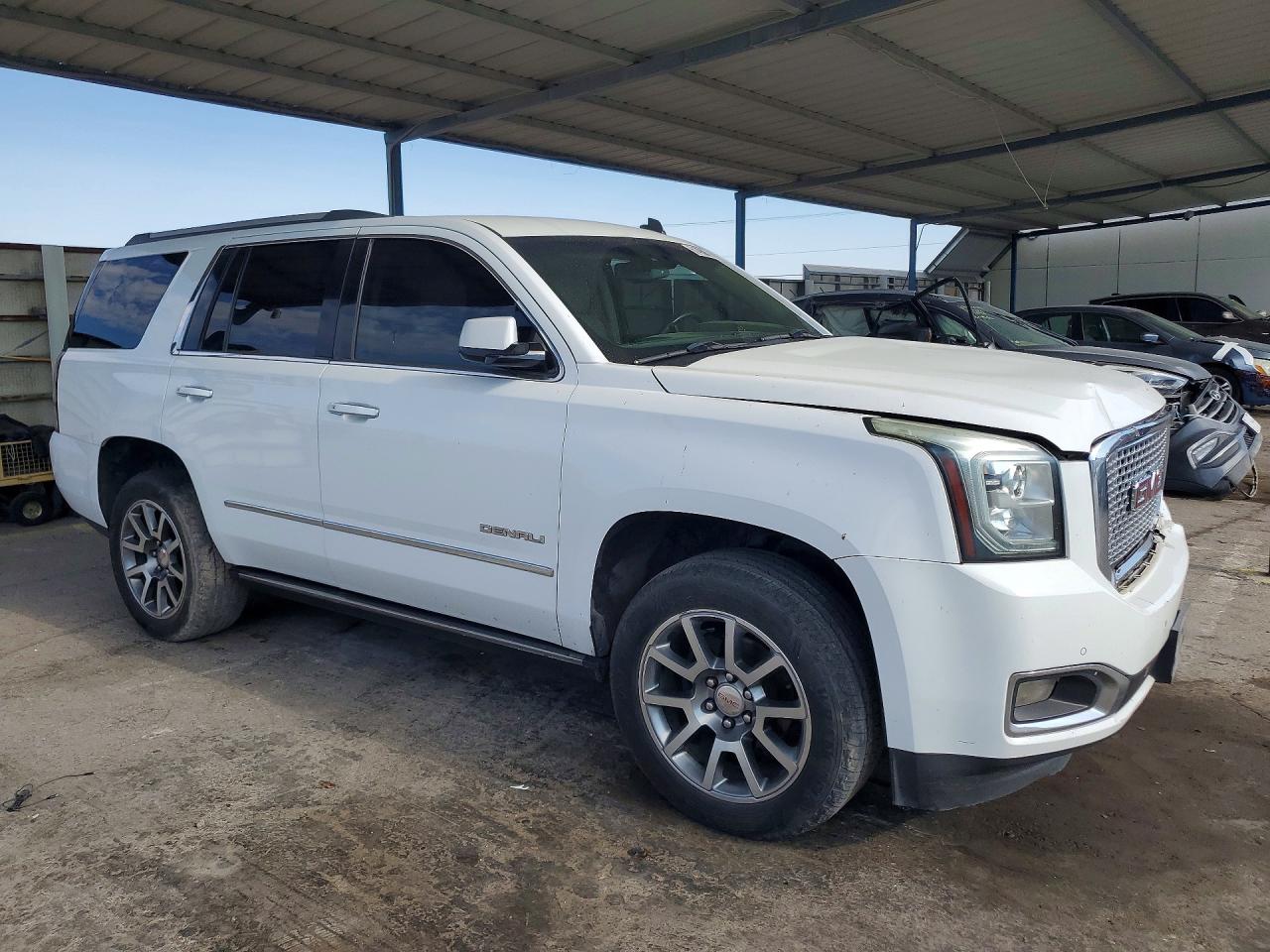 2015 Gmc Yukon Denali White vin: 1GKS2CKJ5FR174410