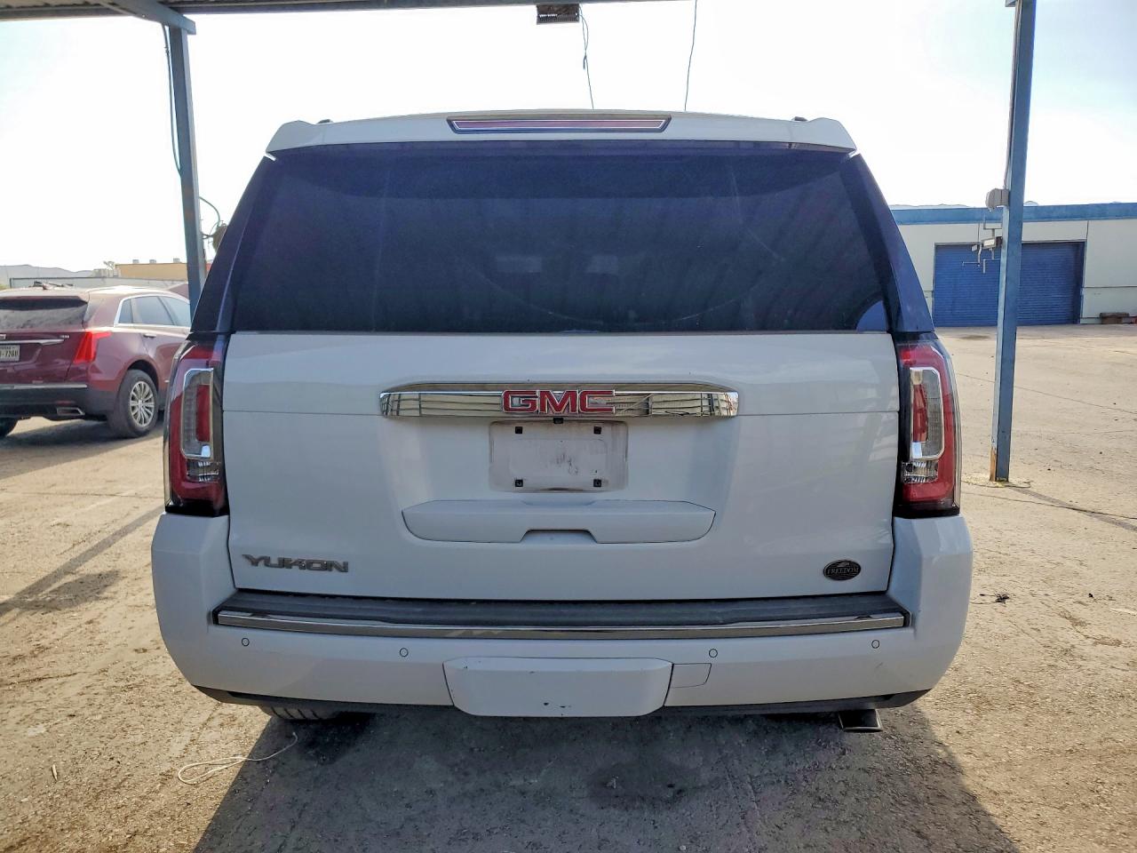 2015 Gmc Yukon Denali White vin: 1GKS2CKJ5FR174410