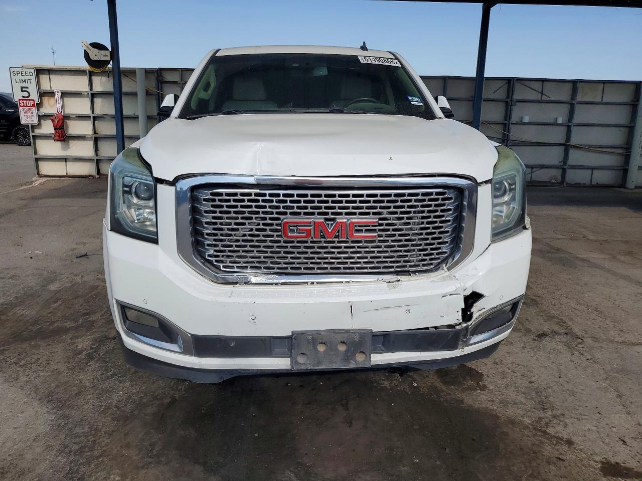 2015 Gmc Yukon Denali White vin: 1GKS2CKJ5FR174410