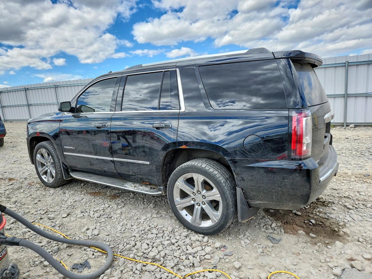 2017 Gmc Yukon Denali Black vin: 1GKS2CKJ5HR147601