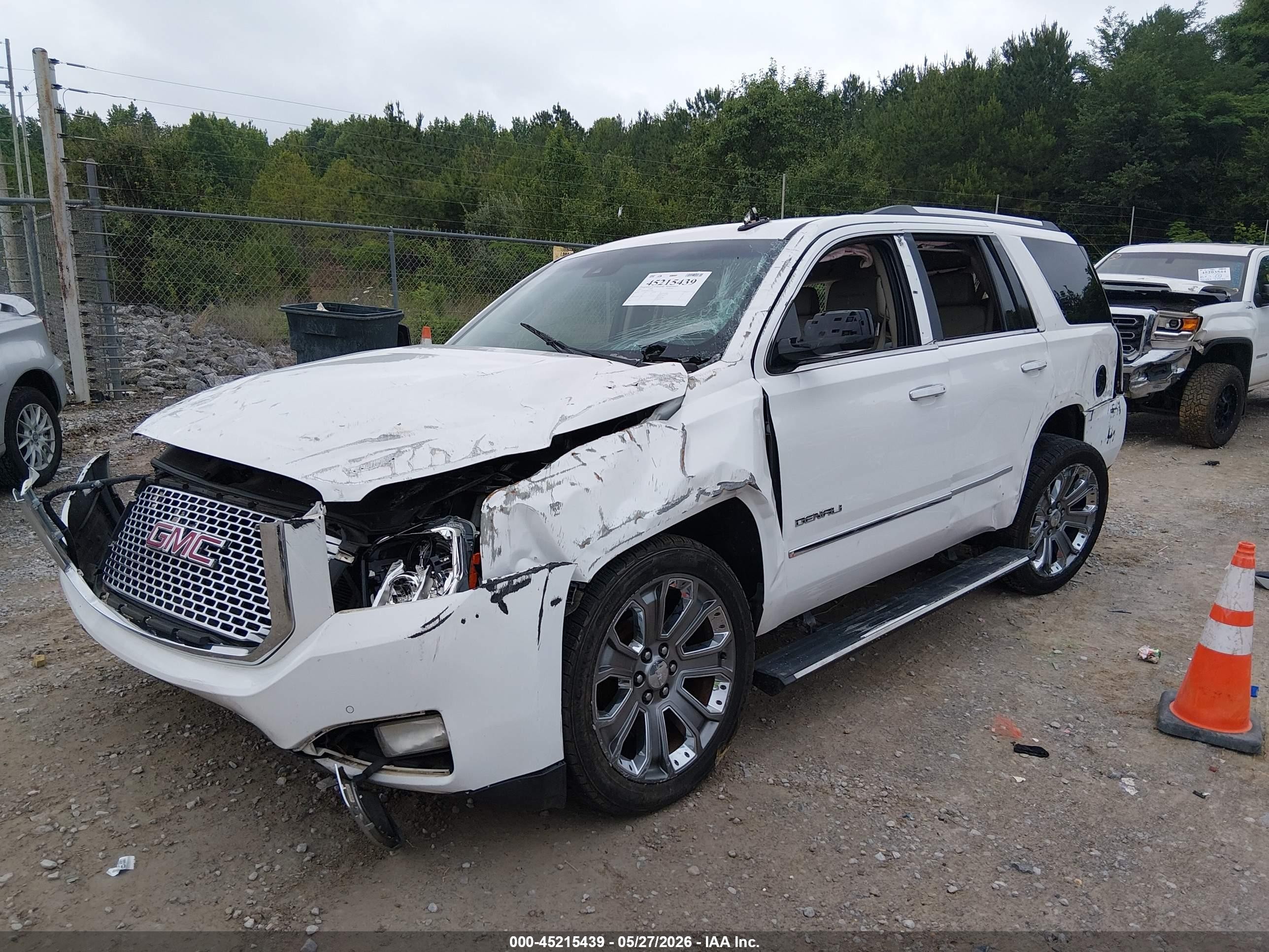 2015 Gmc Yukon Denali White vin: 1GKS2CKJ6FR556204