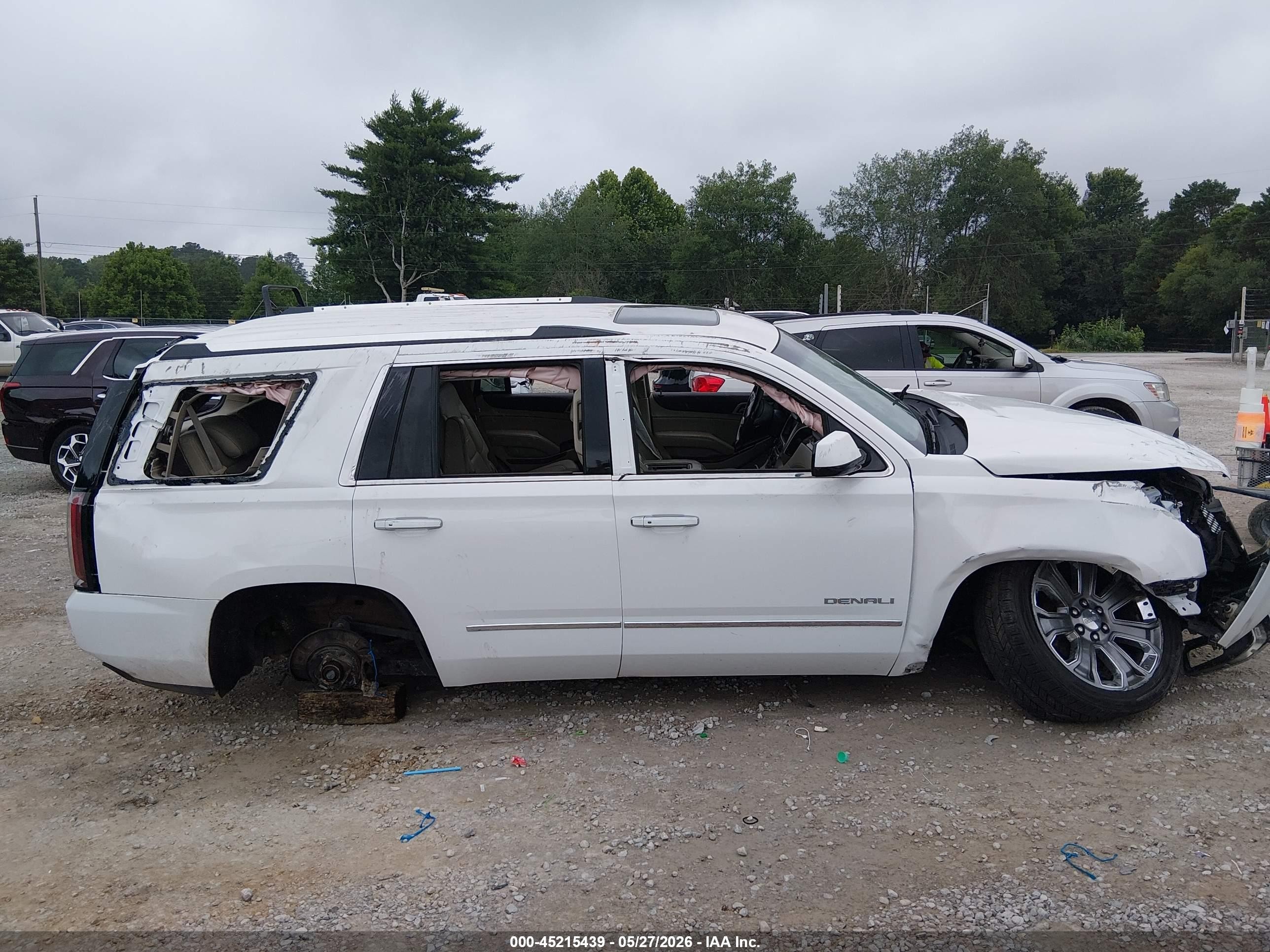 2015 Gmc Yukon Denali White vin: 1GKS2CKJ6FR556204