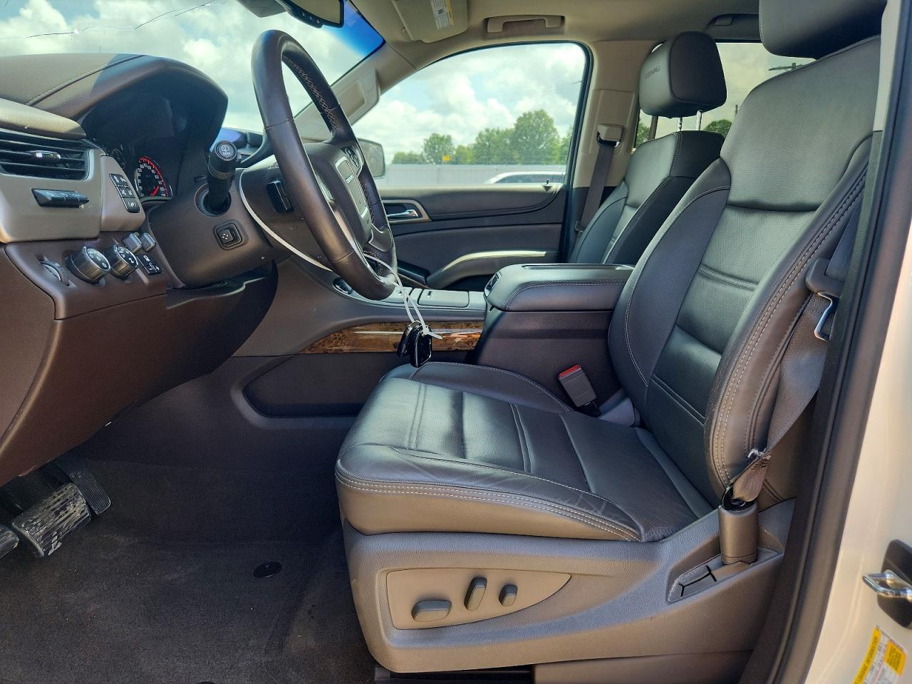 2015 Gmc Yukon Denali White vin: 1GKS2CKJ6FR728182