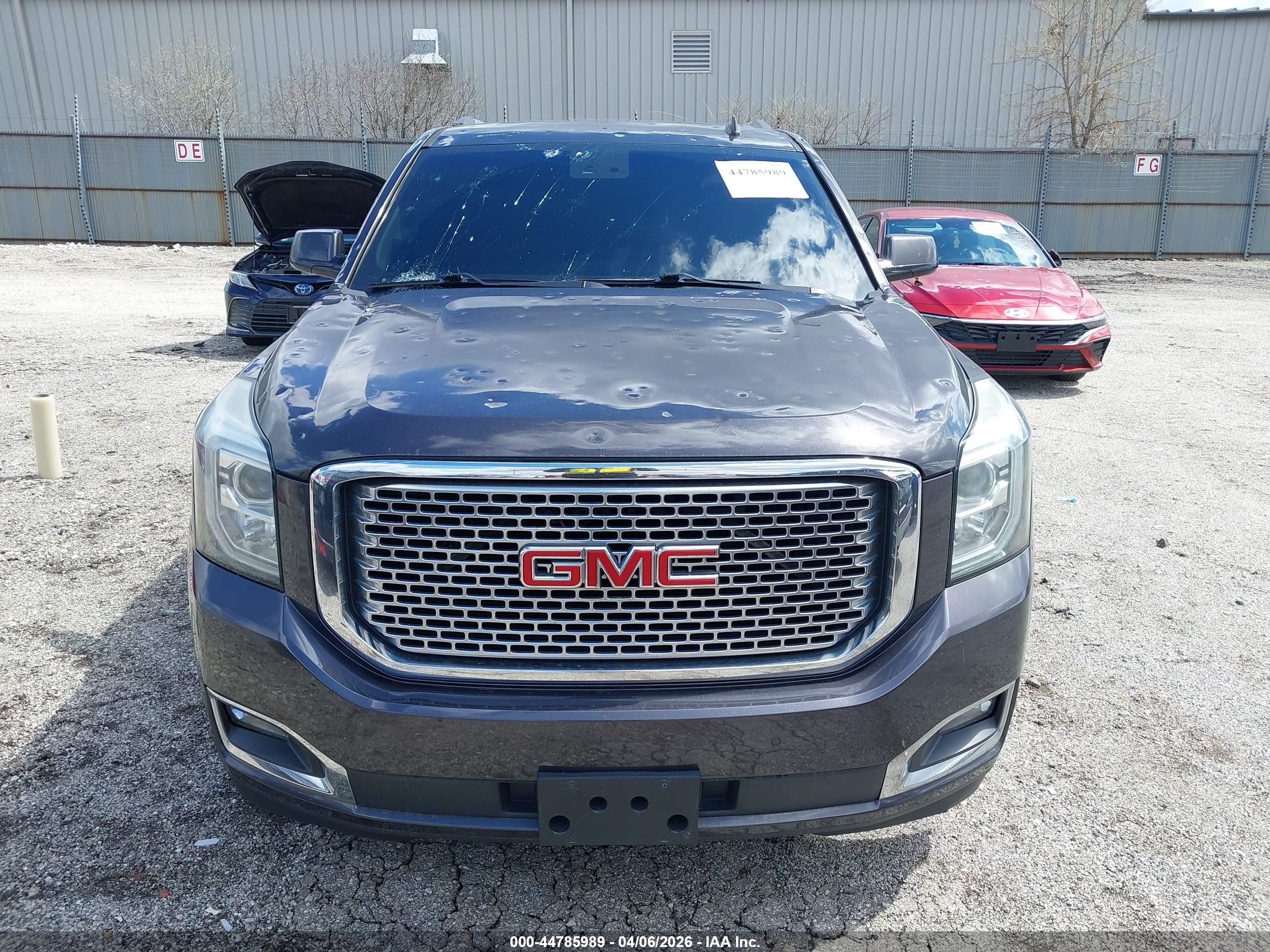 2015 Gmc Yukon Denali Gray vin: 1GKS2CKJ7FR167992