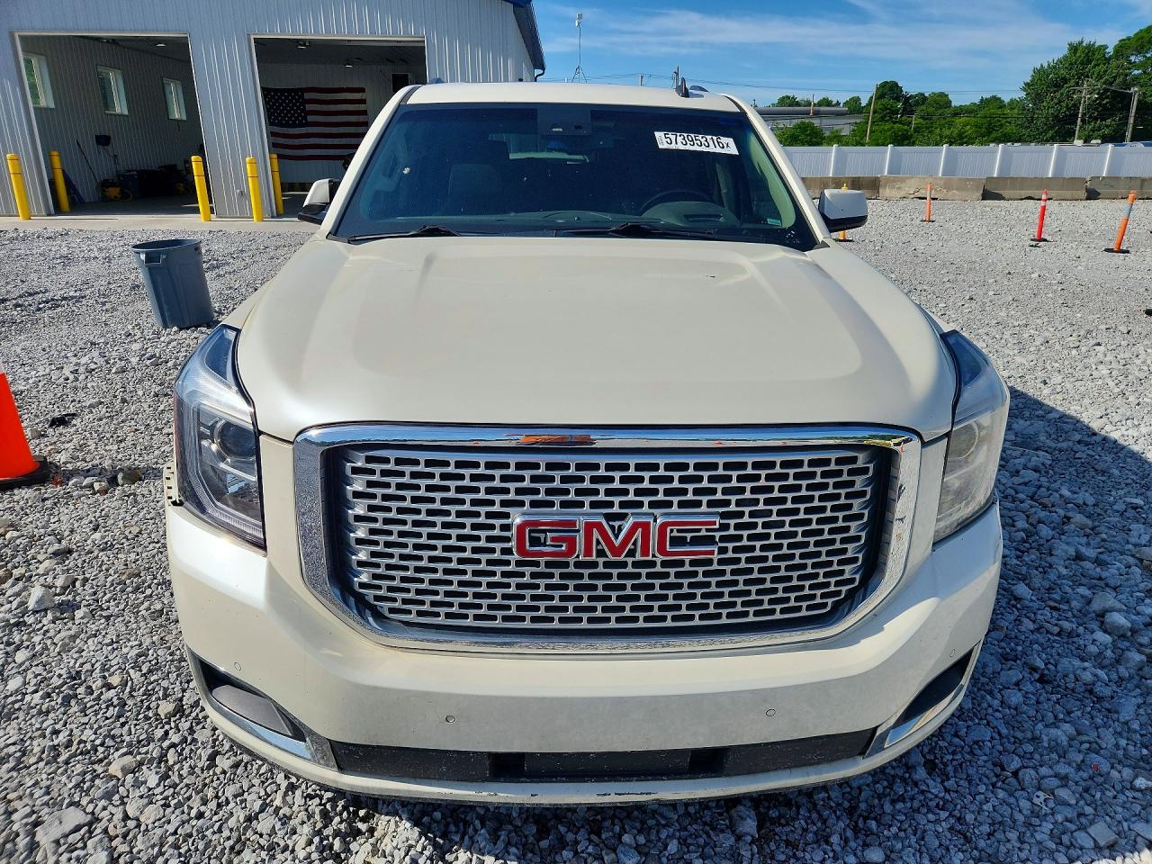 2015 Gmc Yukon Denali White vin: 1GKS2CKJ7FR273441