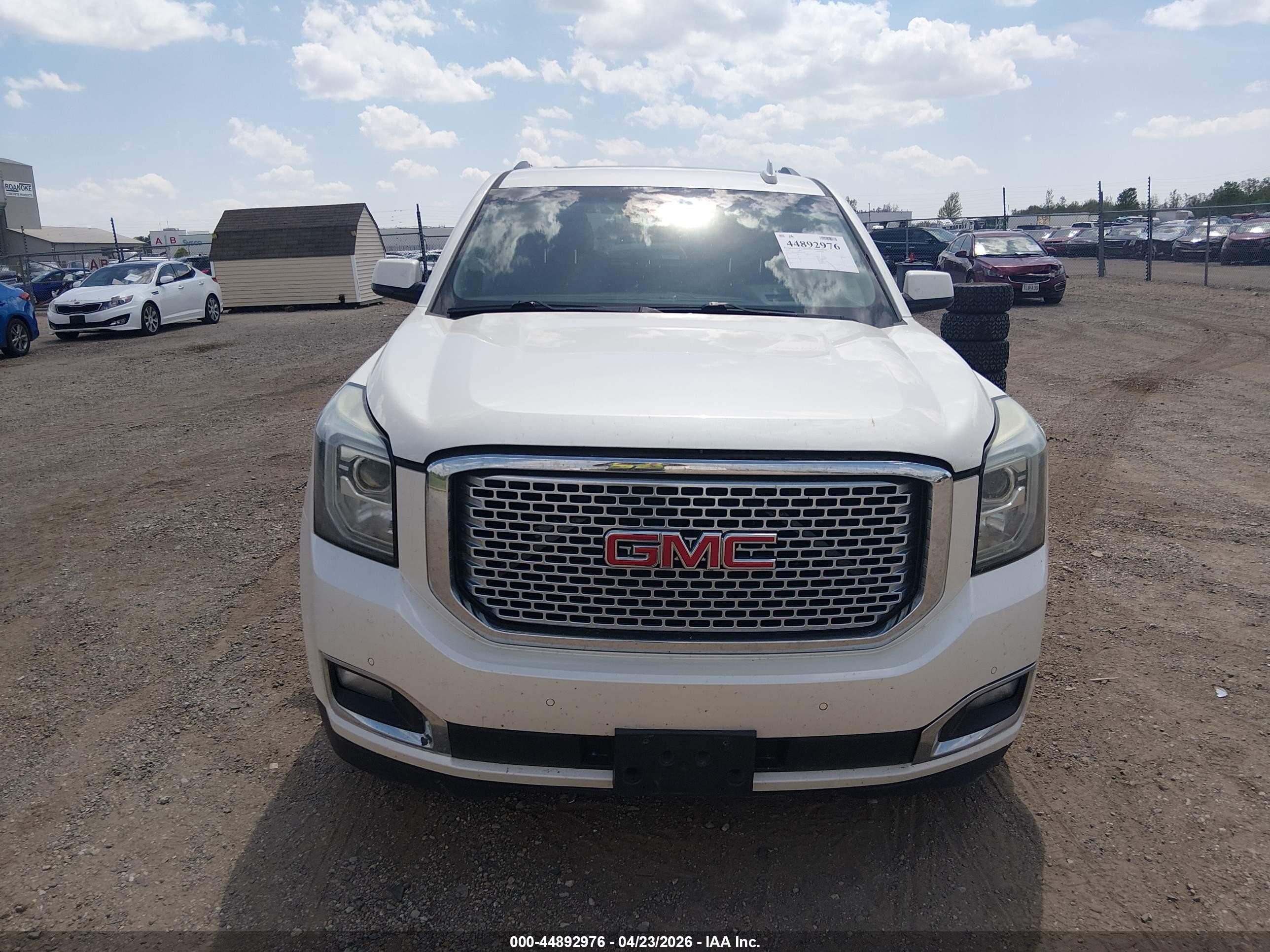 2015 Gmc Yukon Denali White vin: 1GKS2CKJ7FR567583