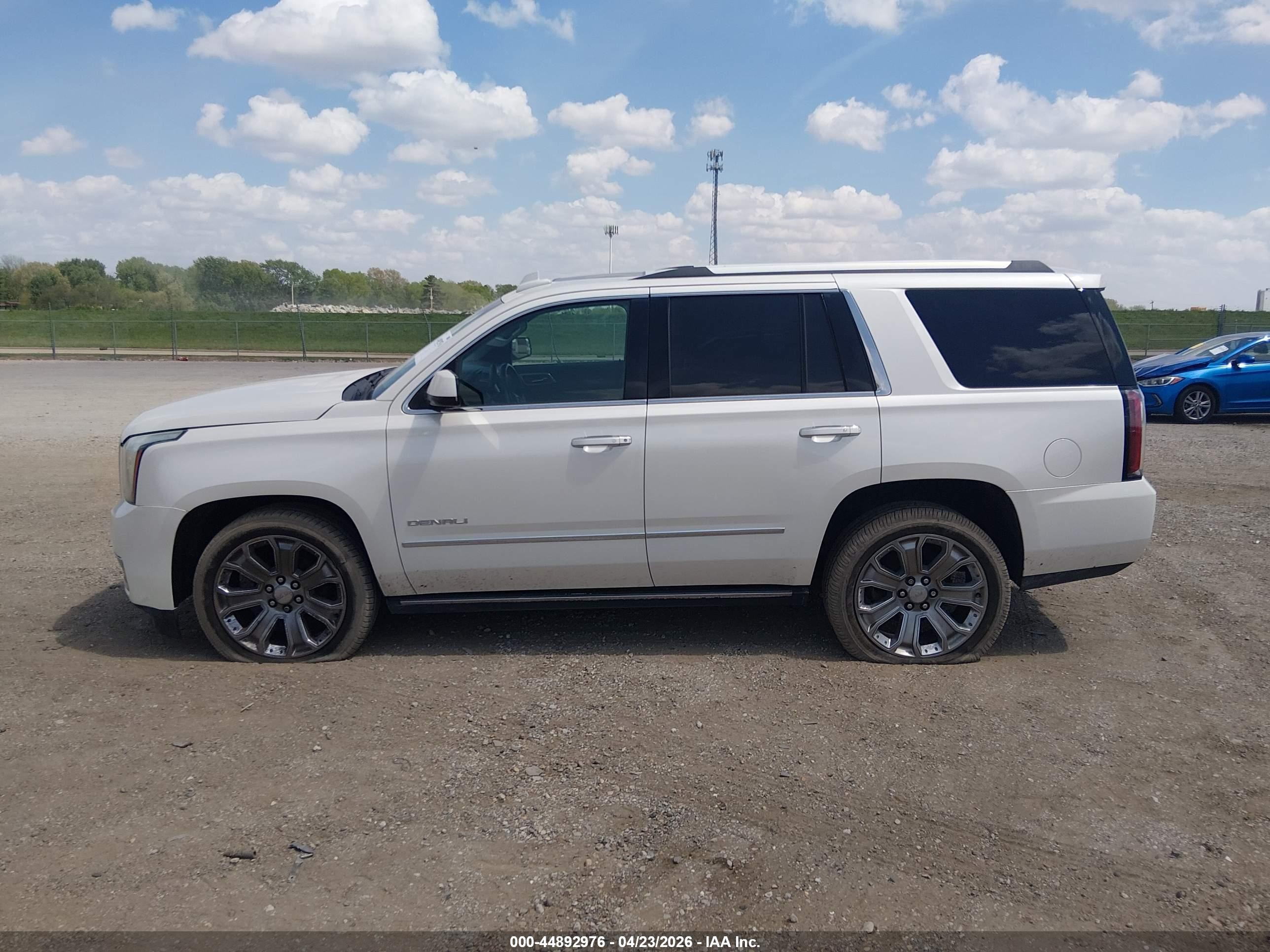 2015 Gmc Yukon Denali White vin: 1GKS2CKJ7FR567583