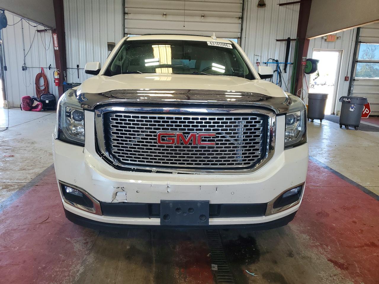 2015 Gmc Yukon Denali White vin: 1GKS2CKJ7FR635378