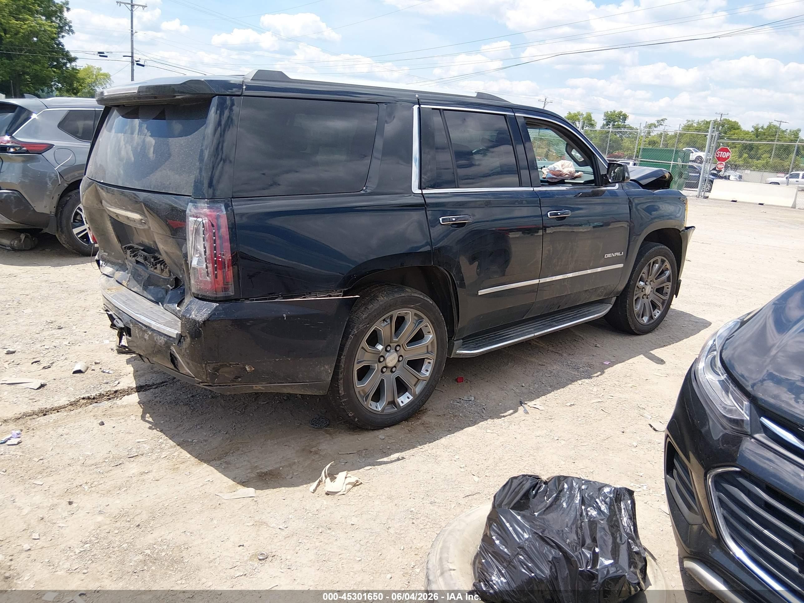 2015 Gmc Yukon Denali Black vin: 1GKS2CKJ7FR714484