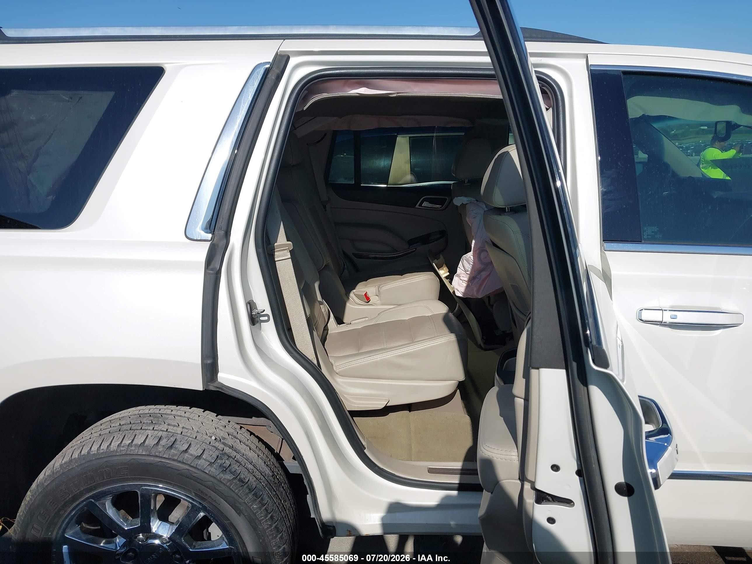 2015 Gmc Yukon Denali White vin: 1GKS2CKJ8FR627659