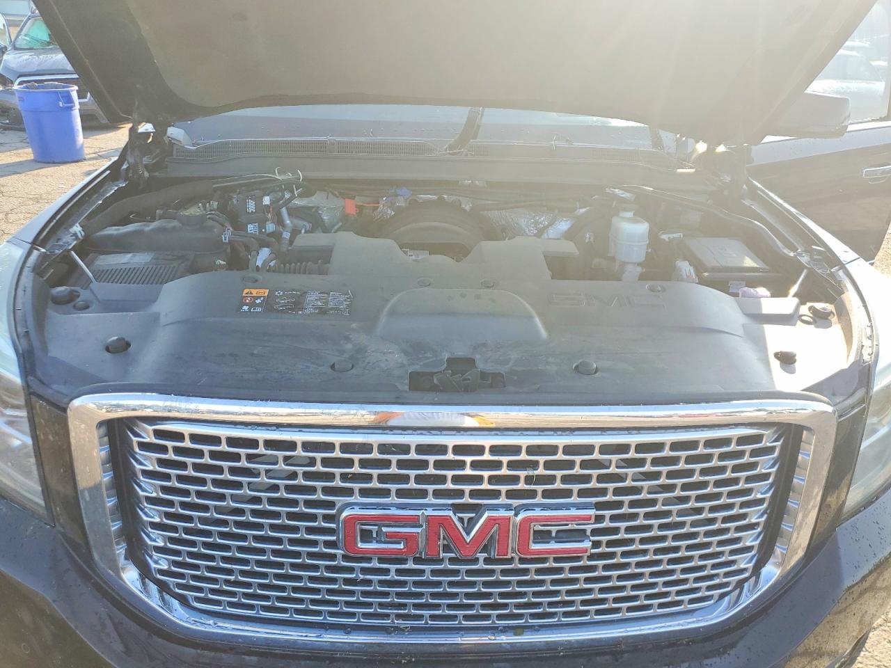 2015 Gmc Yukon Denali Black vin: 1GKS2CKJ8FR648530