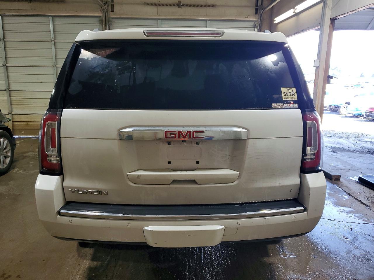 2016 Gmc Yukon Denali White vin: 1GKS2CKJ8GR320901