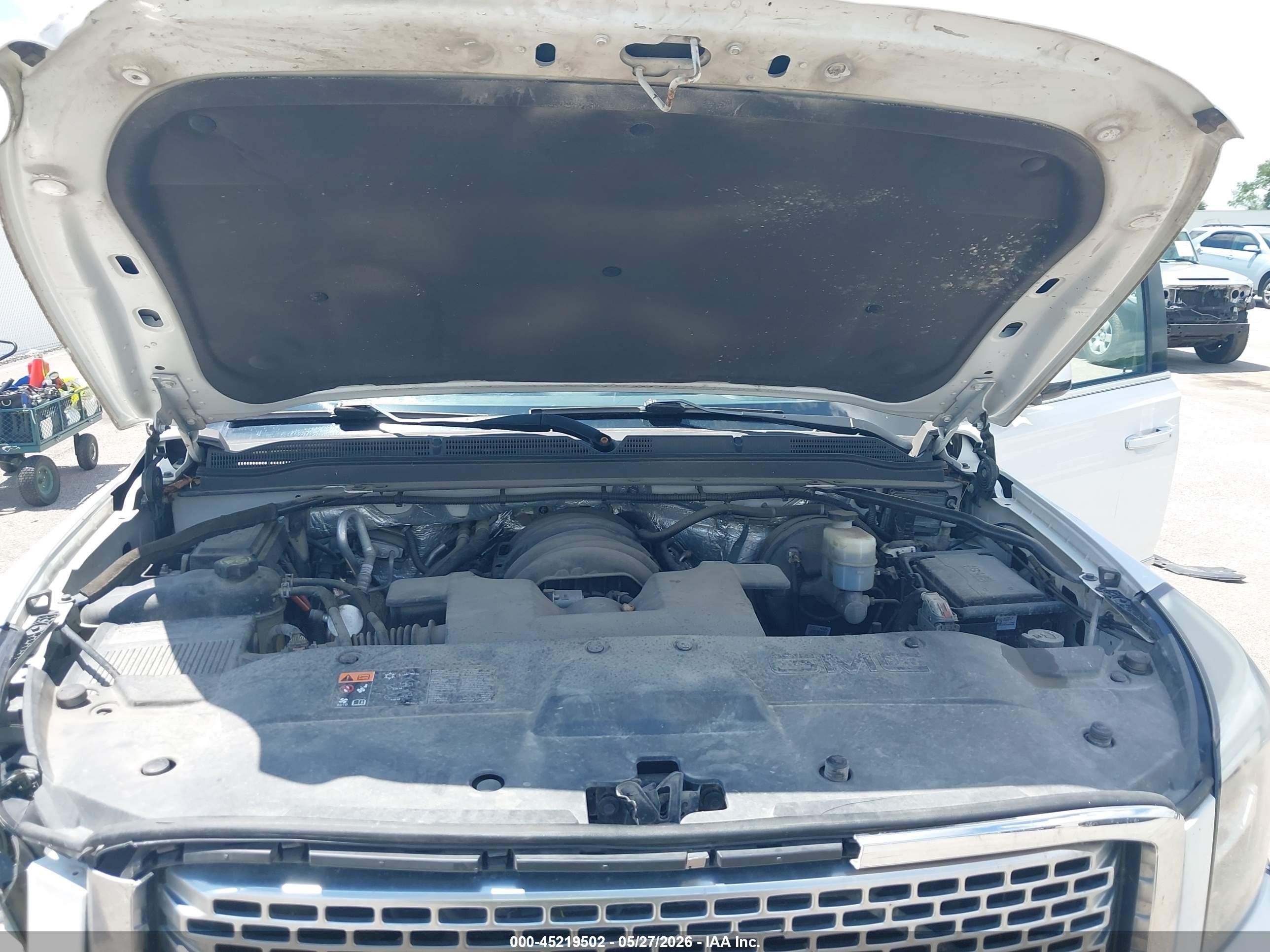 2015 Gmc Yukon Denali Белый vin: 1GKS2CKJ9FR546072