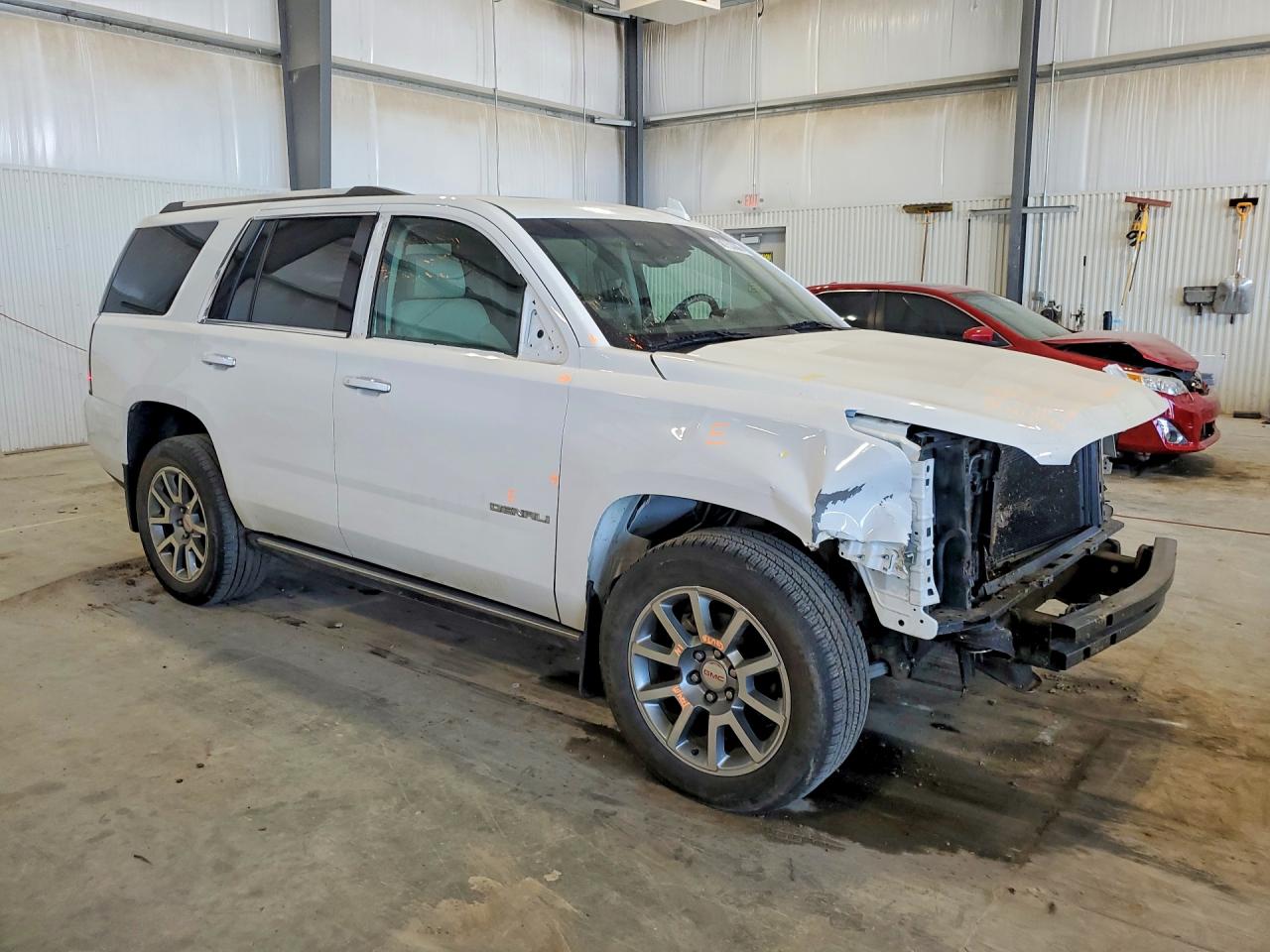 2015 Gmc Yukon Denali White vin: 1GKS2CKJ9FR597085