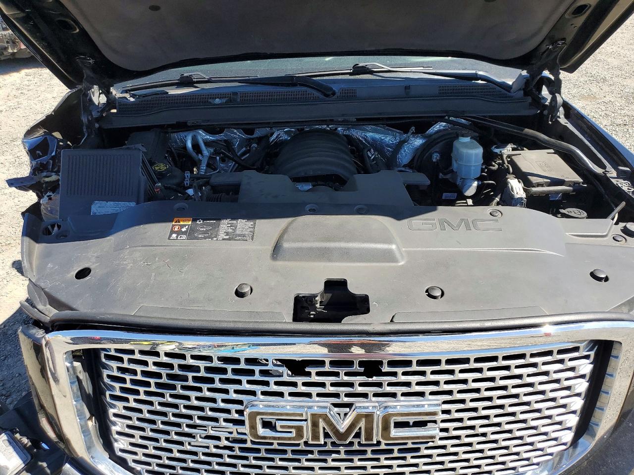 2015 Gmc Yukon Denali Black vin: 1GKS2CKJXFR273370