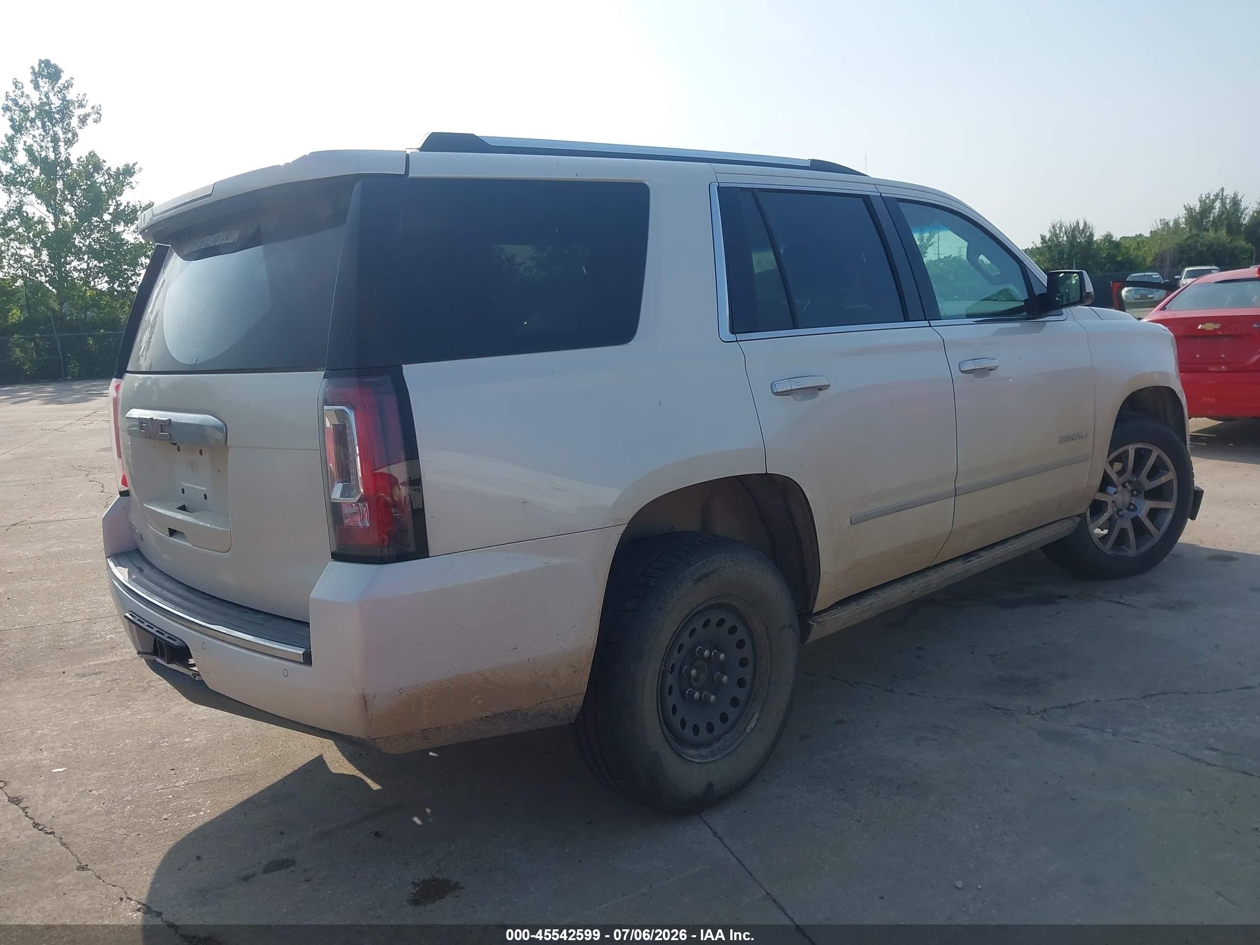 2015 Gmc Yukon Denali White vin: 1GKS2CKJXFR547599