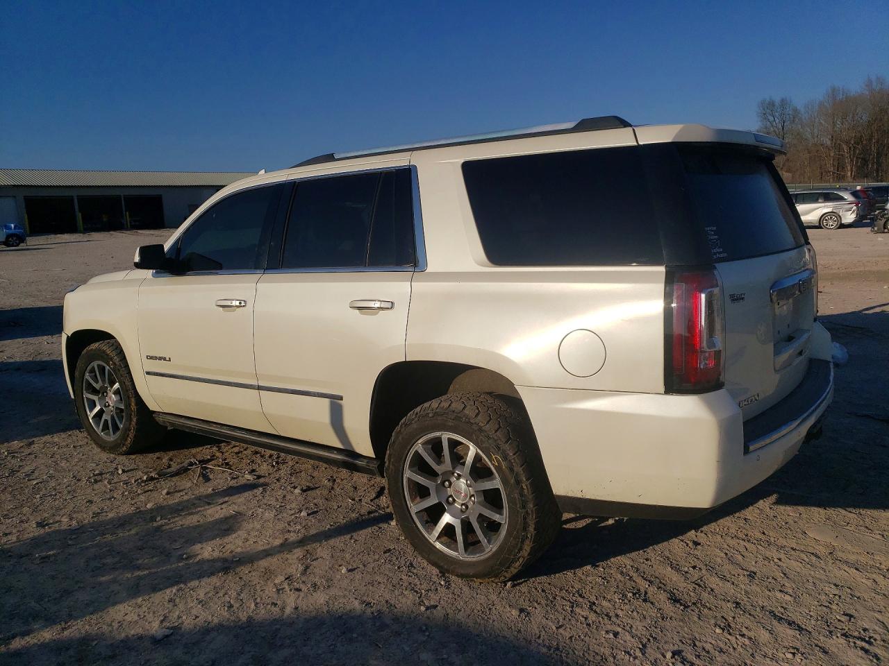 2015 Gmc Yukon Denali White vin: 1GKS2CKJXFR581493