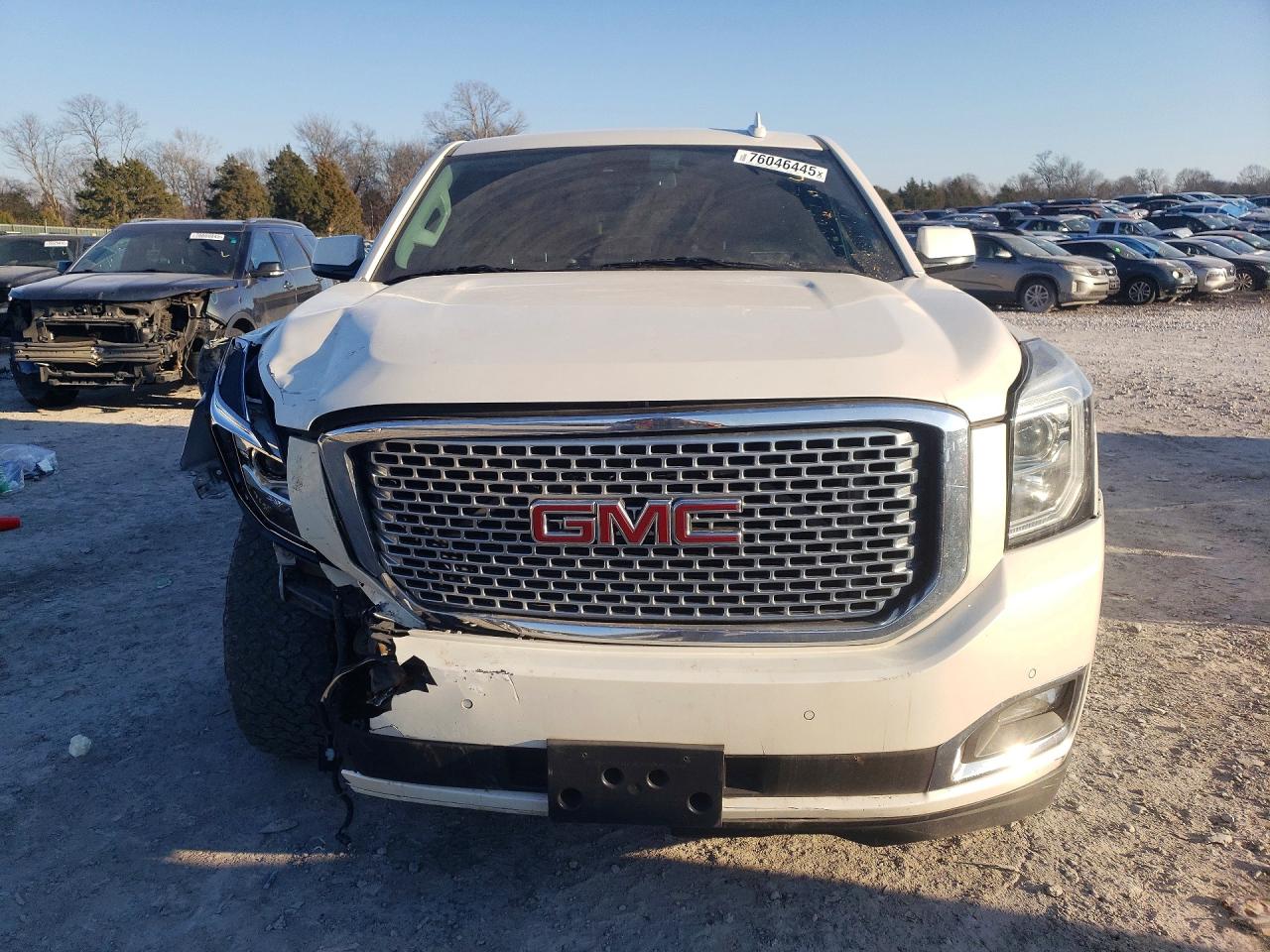 2015 Gmc Yukon Denali White vin: 1GKS2CKJXFR581493