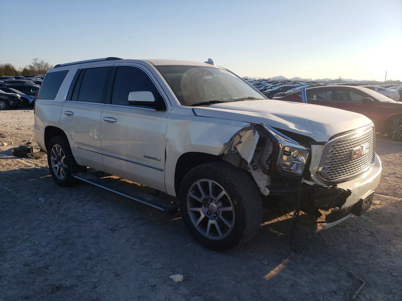 2015 Gmc Yukon Denali White vin: 1GKS2CKJXFR581493