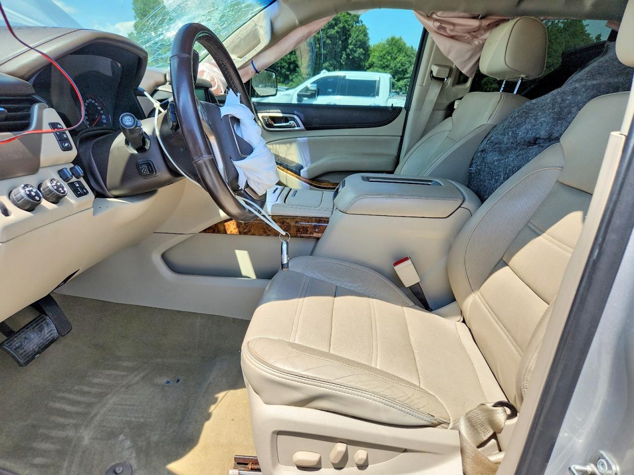 2015 Gmc Yukon Denali Silver vin: 1GKS2CKJXFR628845