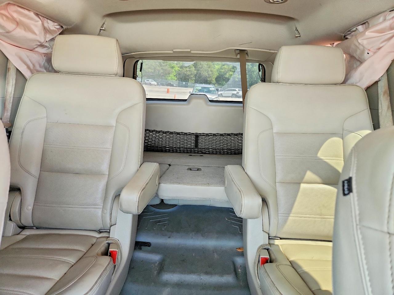 2015 Gmc Yukon Denali Silver vin: 1GKS2CKJXFR628845
