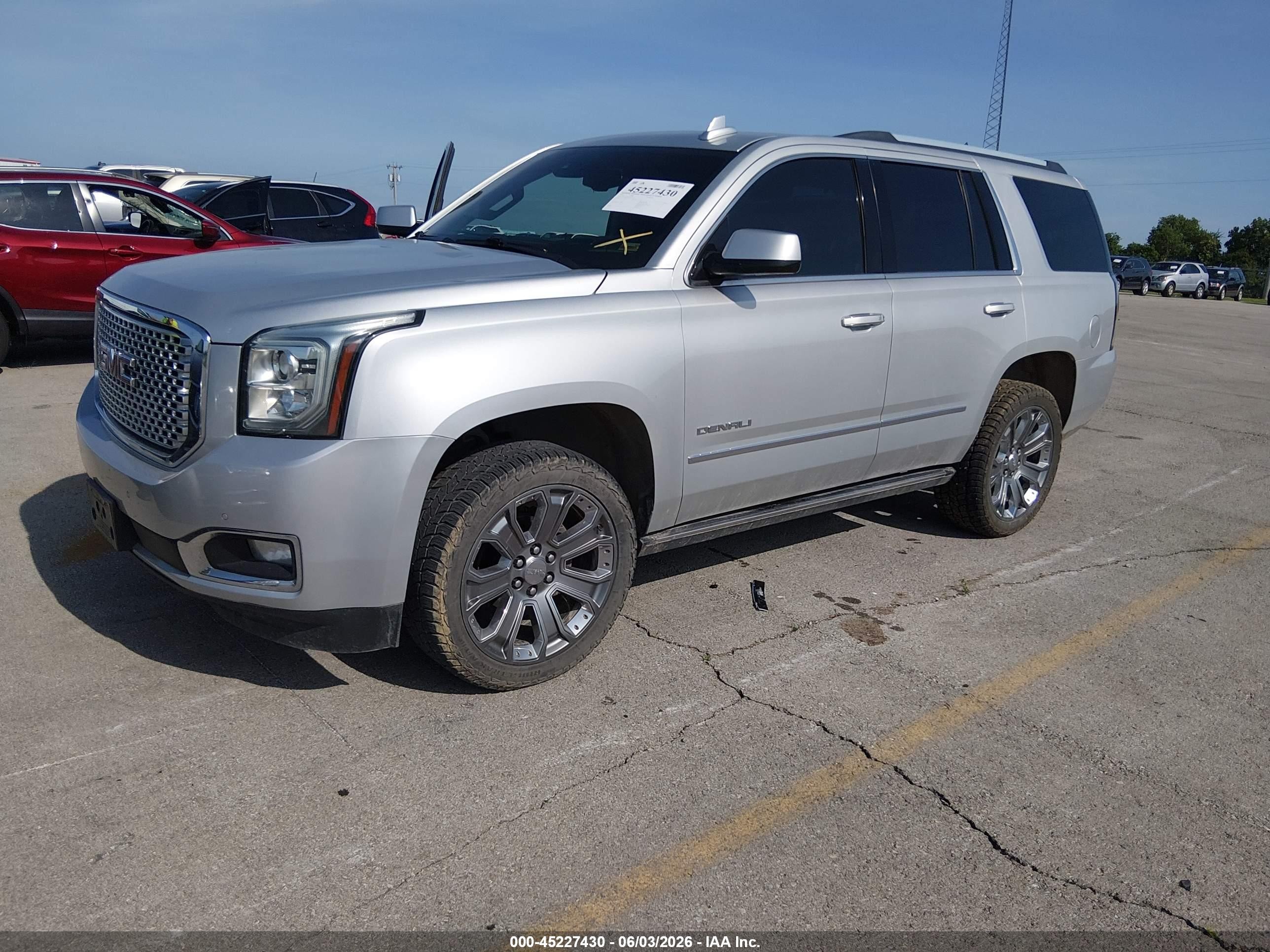 2015 Gmc Yukon Denali Silver vin: 1GKS2CKJXFR677253