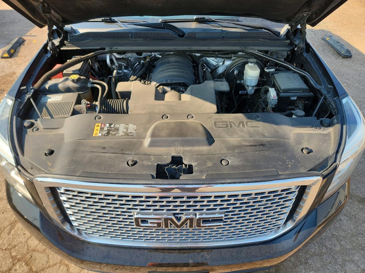 2017 Gmc Yukon Denali Black vin: 1GKS2CKJXHR118756