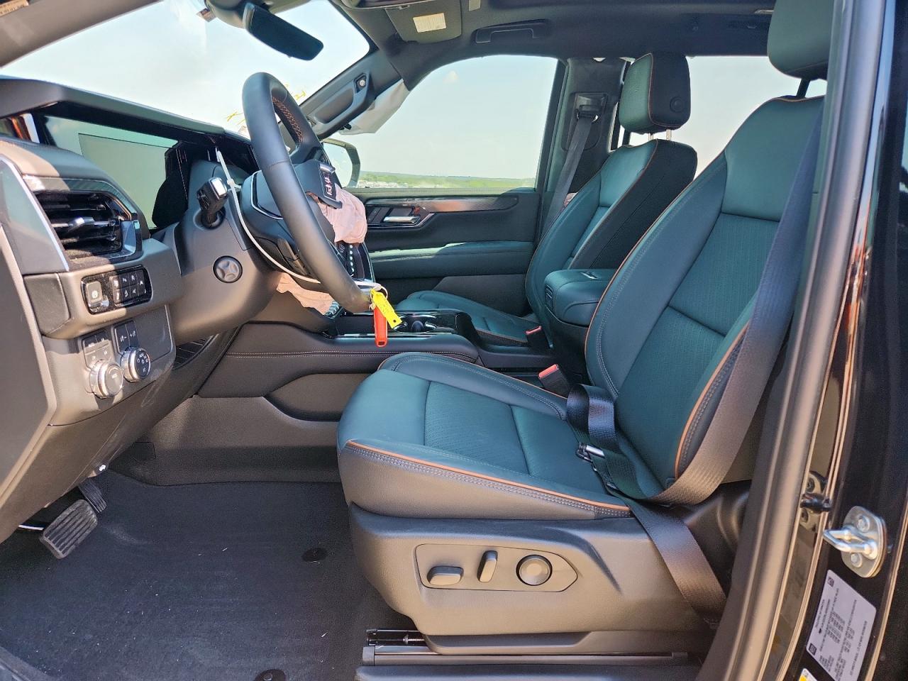 2025 Gmc Yukon At4 Черный vin: 1GKS2CRL4SR221069