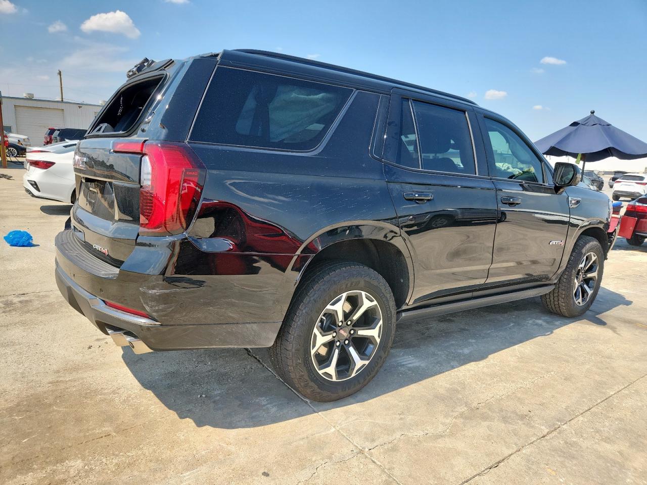 2025 Gmc Yukon At4 Черный vin: 1GKS2CRL4SR221069