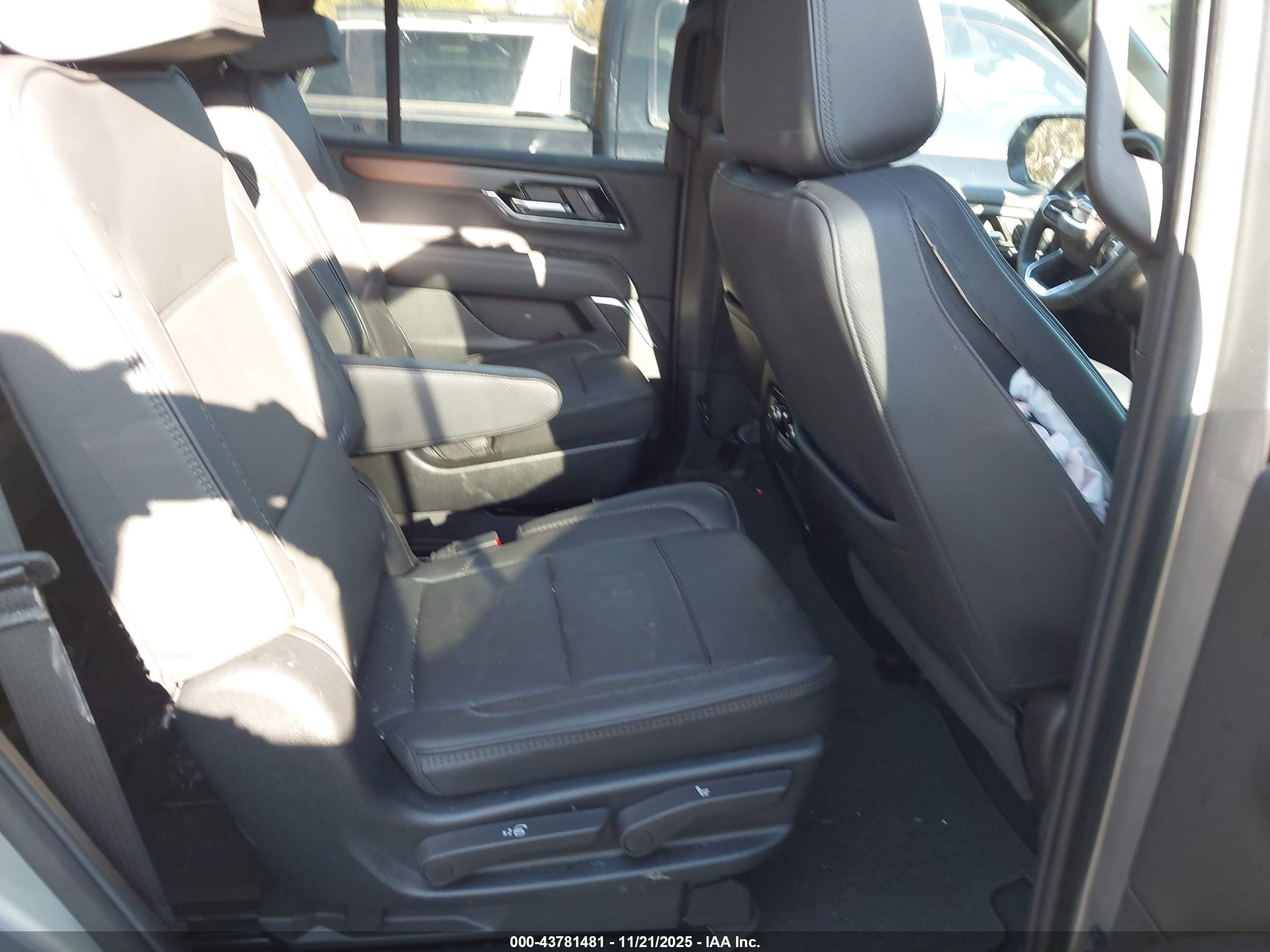 2025 Gmc Yukon 4wd Denali Gray vin: 1GKS2DRL9SR234938
