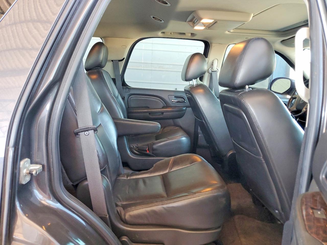 2011 Gmc Yukon Denali Charcoal vin: 1GKS2EEF0BR104522