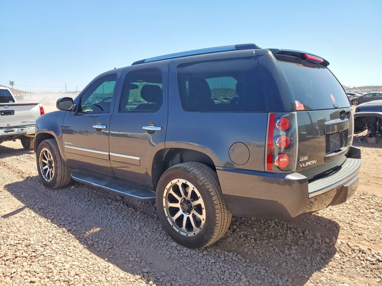 2011 Gmc Yukon Denali Charcoal vin: 1GKS2EEF0BR104522