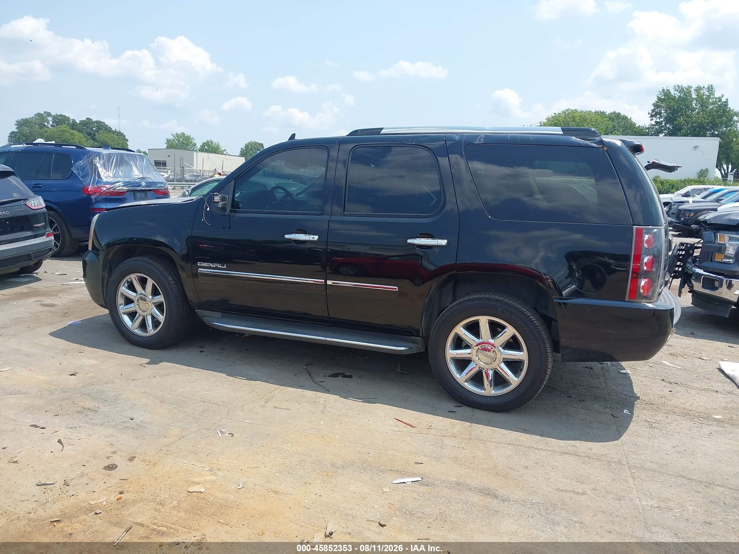 2011 Gmc Yukon Denali Black vin: 1GKS2EEF0BR240858